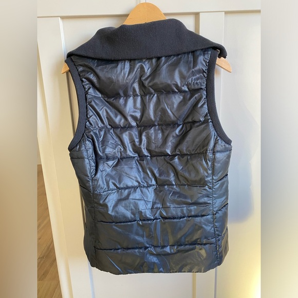 Oakley vest - Picture 2 of 2